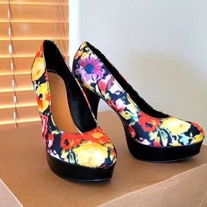 Multi Color Pumps